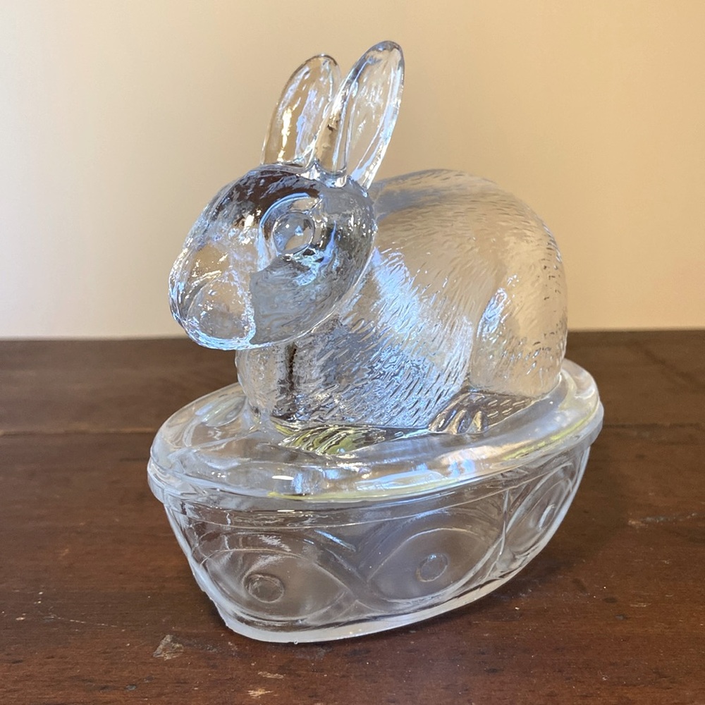 Vintage Galerie Covered Candy Dish Rabbit Bunny on a Basket Clear  2 piece
